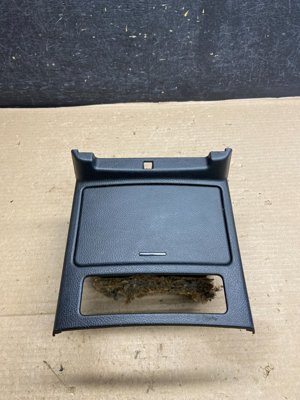 2006 to 2010 Infiniti M35 Center Console Cup Holder AH3784 DG0
