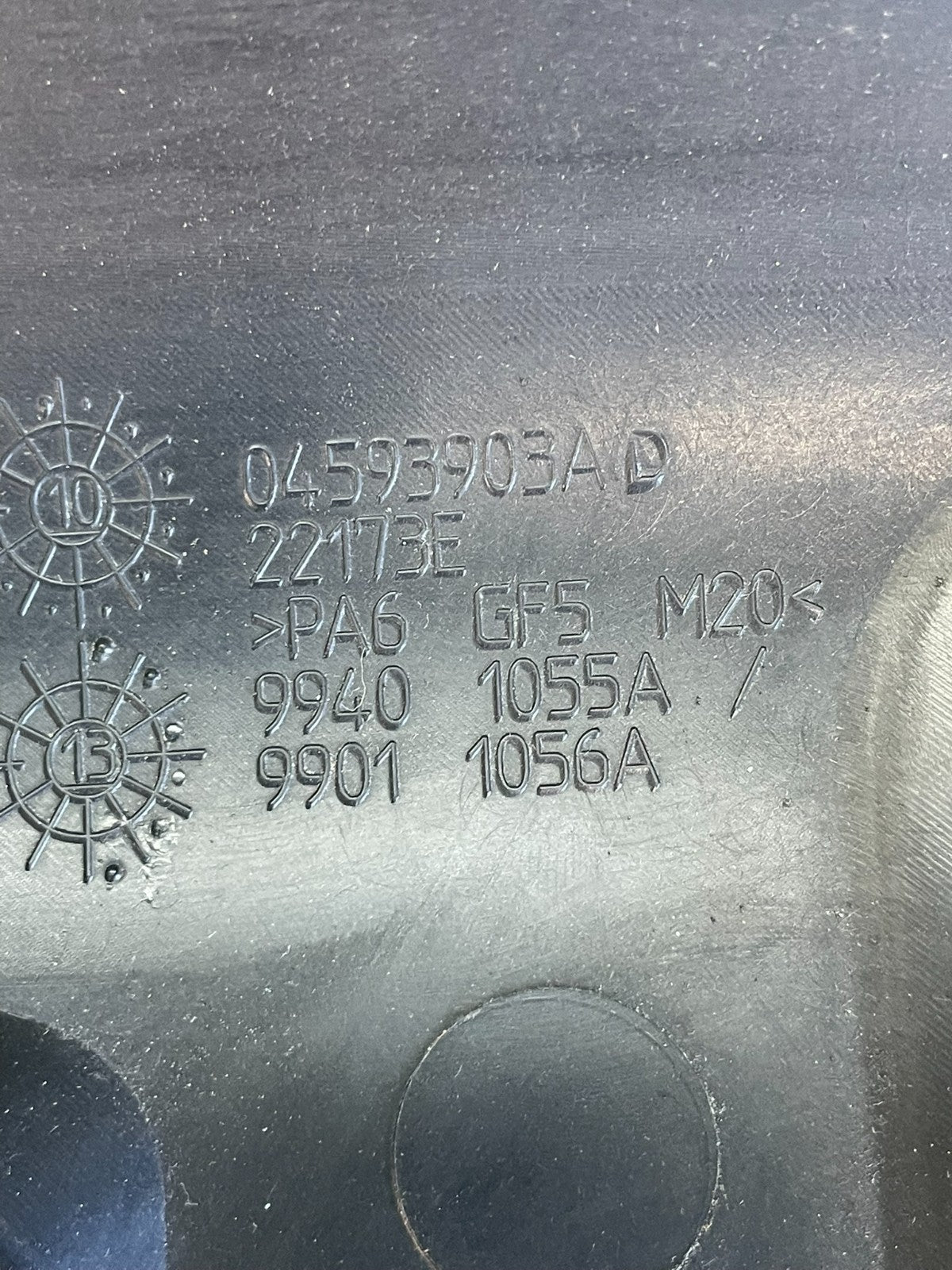 2011-2023 Chrysler 300 3.6L V6 Engine Motor Cover AF3669 DG6