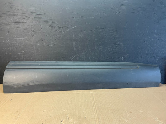 2020 to 2023 Ford Explorer Right Passenger Side Front Door Molding OEM ac2303 DG0