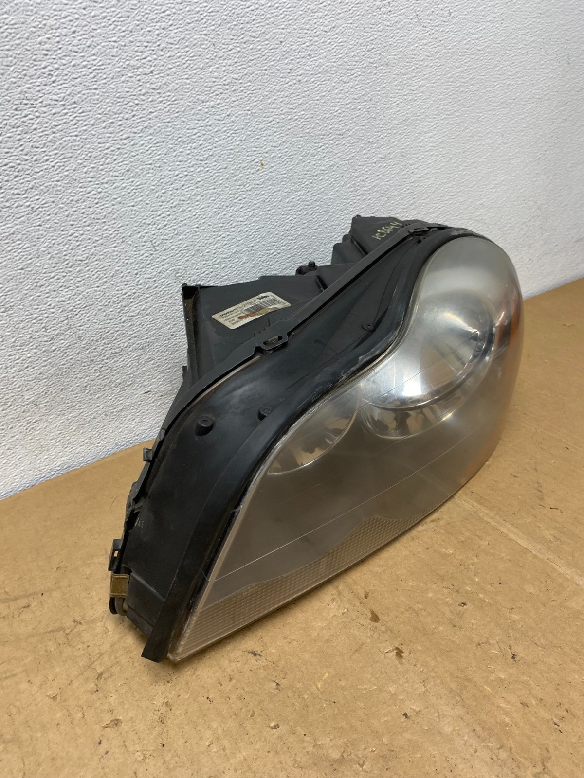 2003-2013 Volvo XC90 Left Driver LH Side Halogen Headlight AC8644 DW2