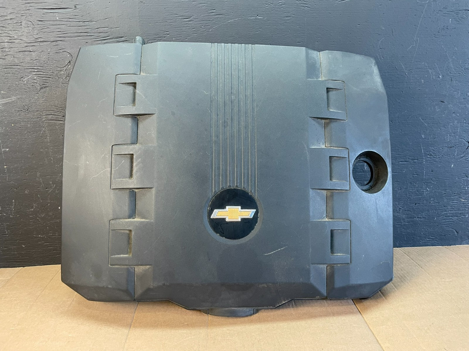 2010 to 2015 Chevrolet Camaro Engine Motor Cover AC2107 DG0