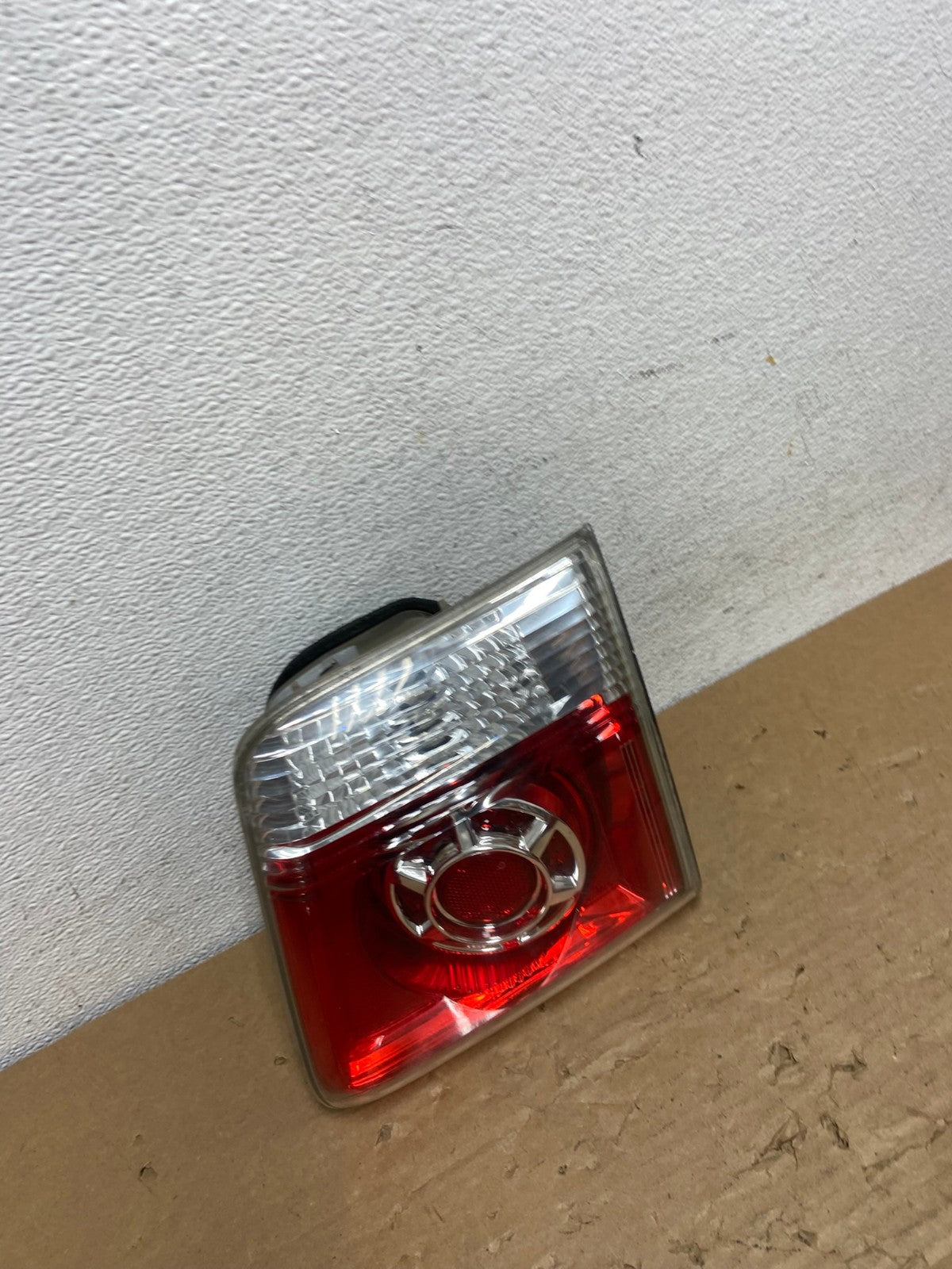 2007 to 2012 GMC Acadia Right Passenger Rh Hatch Tail Light Inner AD4130 LK2