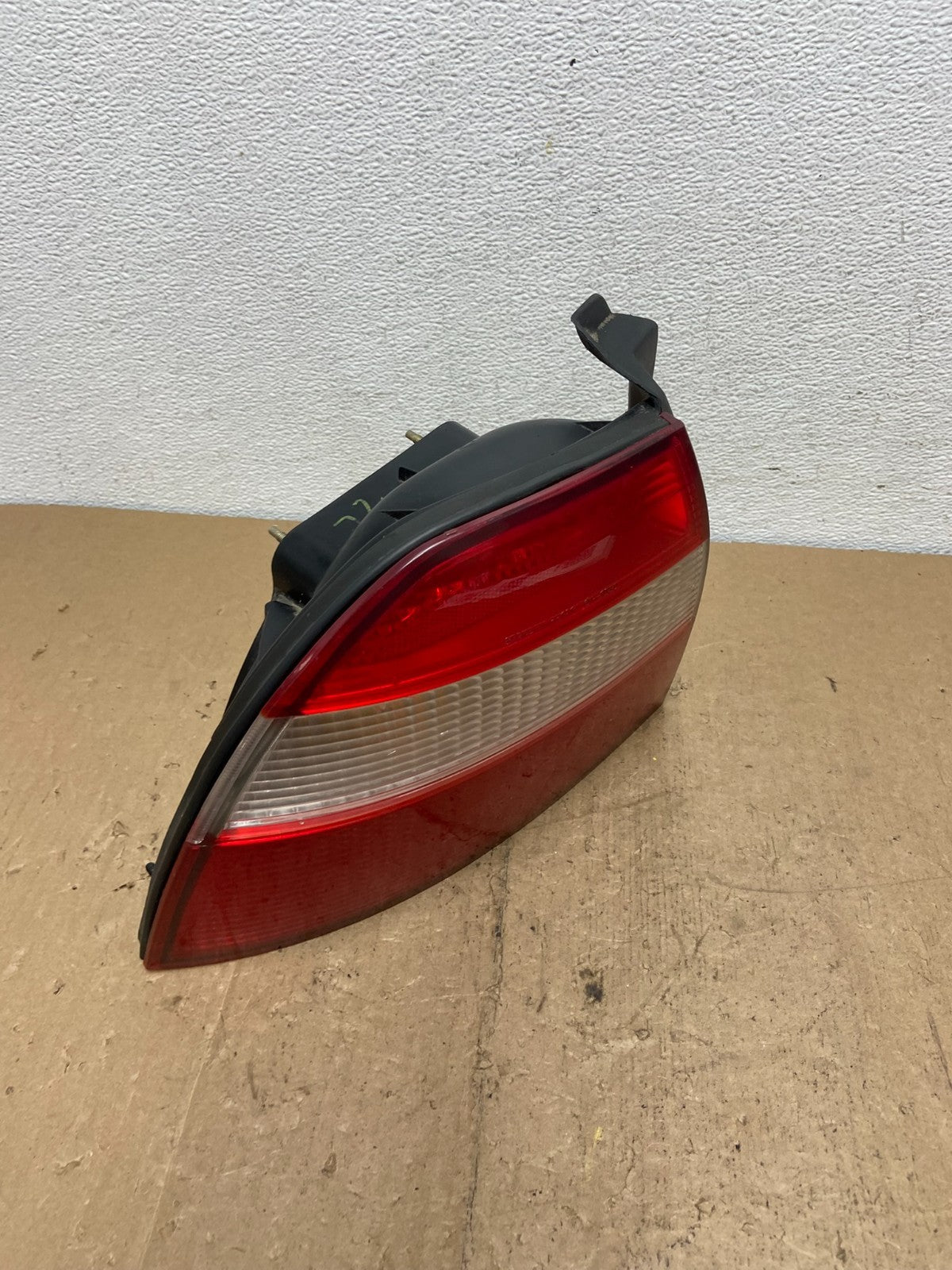 1994 - 1995 Honda Accord Left Driver Lh Side Tail light AC7280 DW2