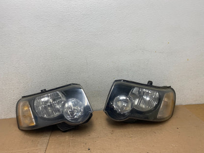 2004-2005 Land Rover Freelander Left+Right Side Halogen Headlights OEM O0468 DW0
