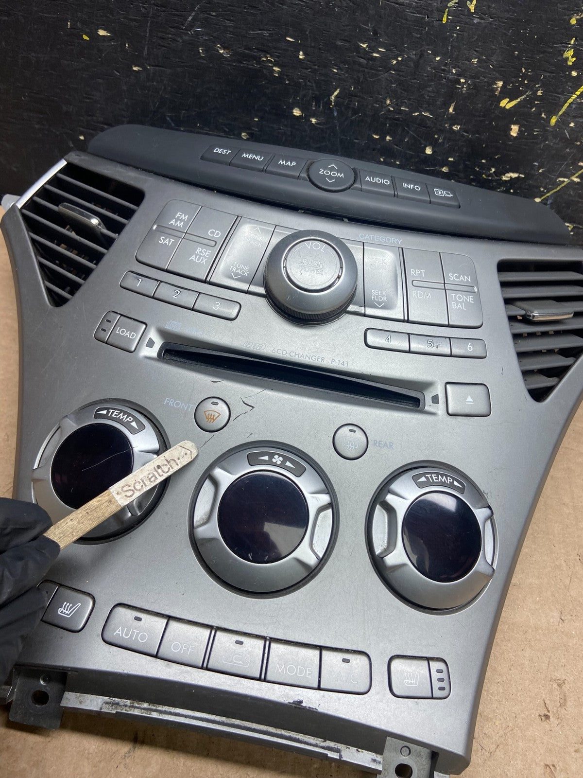 2006-2009 Subaru Tribeca Radio CD Player AC Climate Control Bezel Panel Z1625 DG1