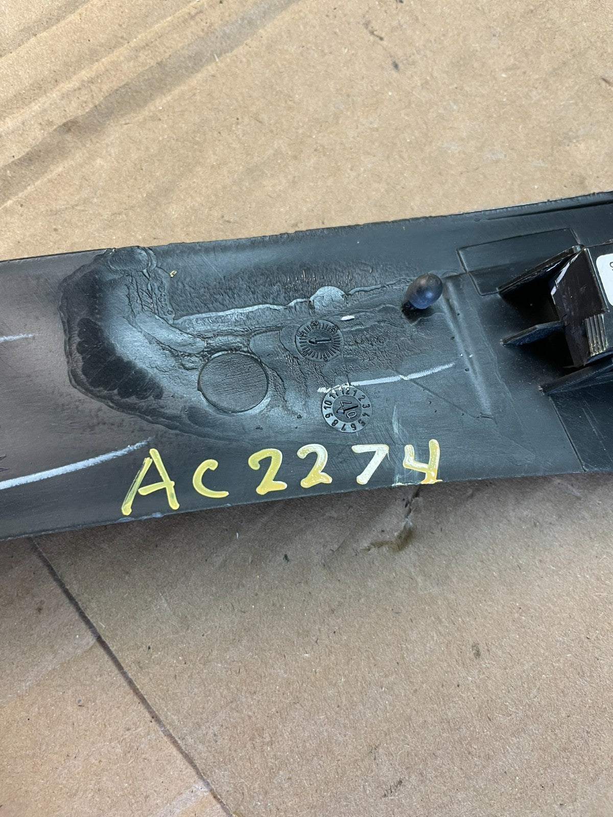 OEM 2007-2014 Cadillac Escalade Center Dash Trim Radio Bezel Vent Wood AC2274 DG6