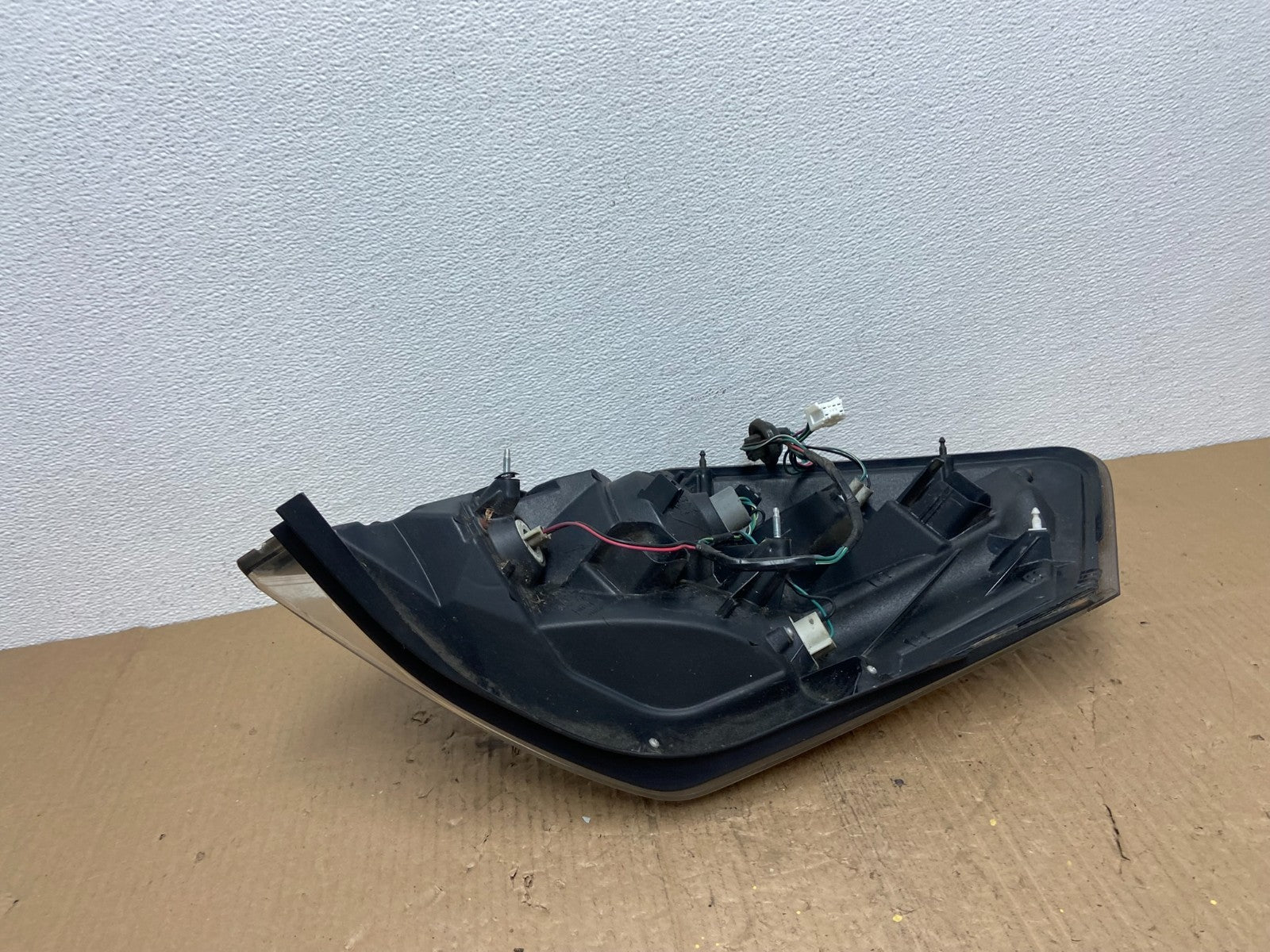 2007 to 2012 Nissan Altima Right Passenger Rh Side Tail Light OEM AB8478 DW5