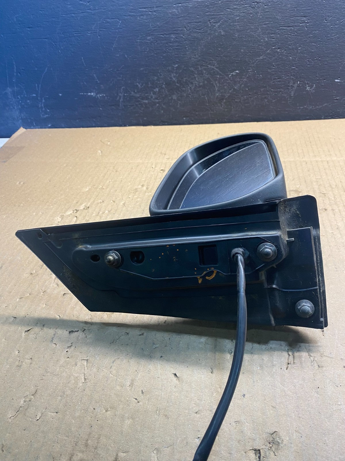2000 - 2006 Mazda MPV Right Passenger RH Side View Door Mirror AC2665 DG4