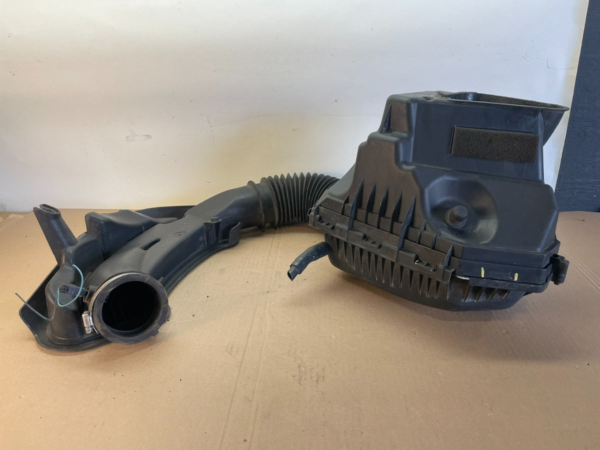 2011 to 2018 Chrysler 300 3.6L Air Intake Duct Tube Cleaner AG2594 DG3