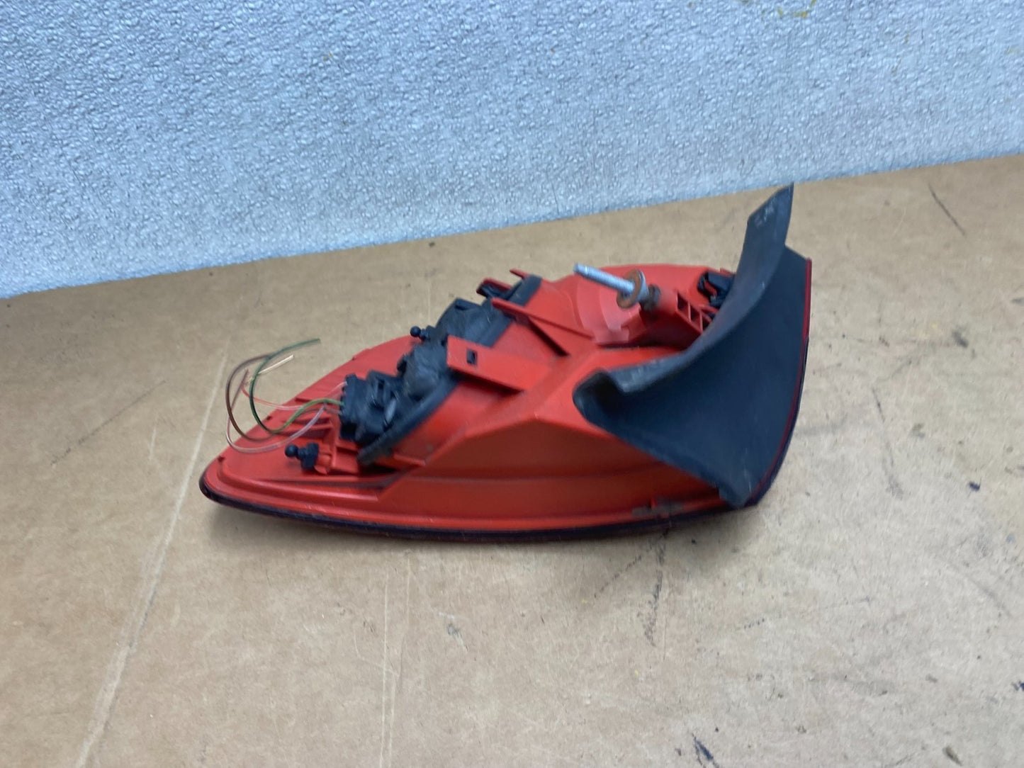 2006 2007 2008 Audi A6 Avant Wagon Left Driver LH Side Tail Light OEM X4992 DW8