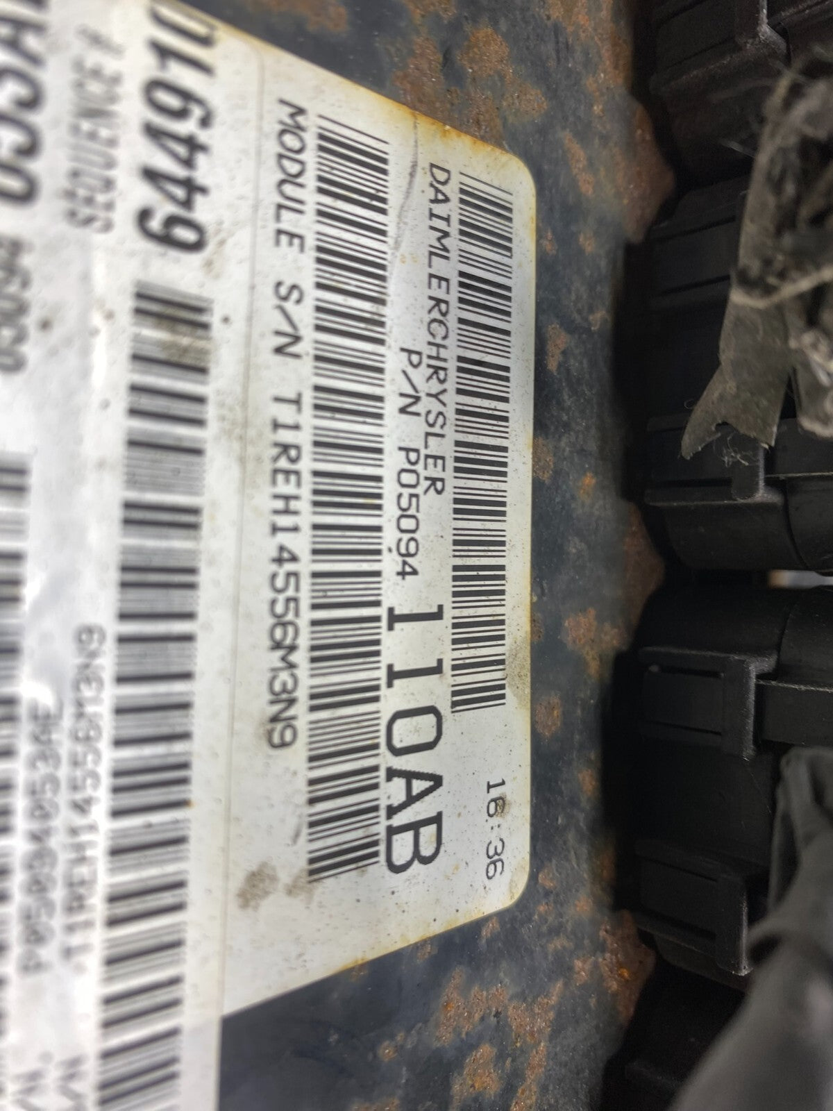 2005 Chrysler Town Country Caravan 3.3L Engine Control ECU P05094053ae H3336 PS2