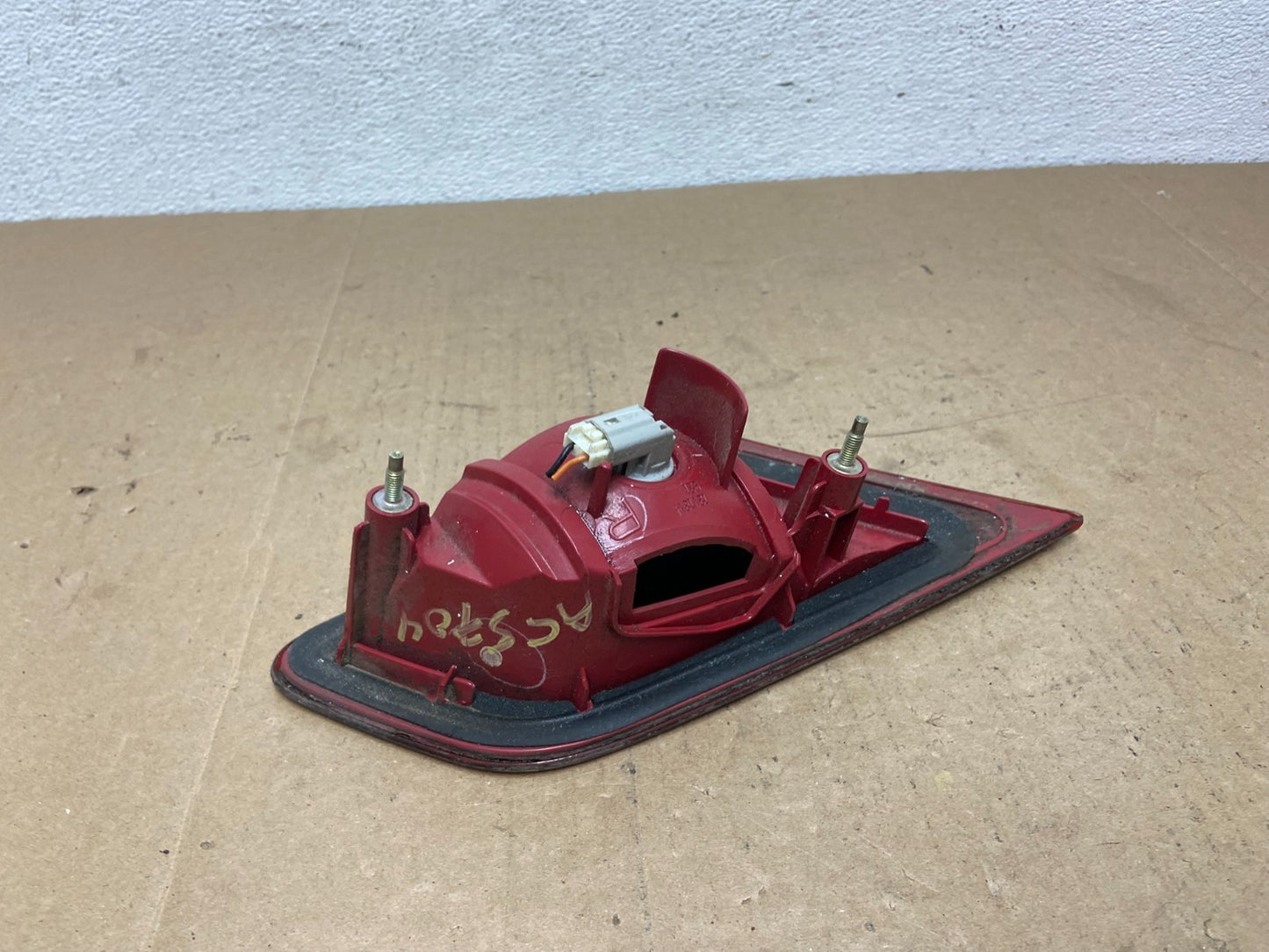 2003 - 2004 Infiniti G35 Right Passenger RH Side Inner Tail Light AC5704 DW5