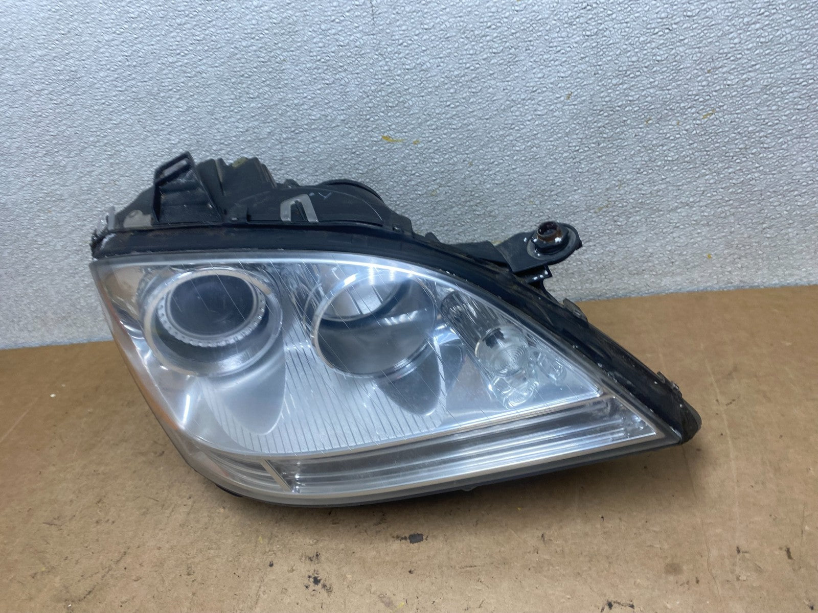 XENON 2006-2009 Mercedes-Benz ML-Class Headlight Right Passenger X6711 DW1