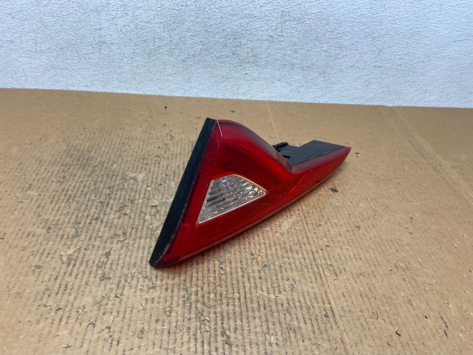 2015 2016 2017 Hyundai Sonata Right Passenger RH Inner Tail Light AE2833 LK2