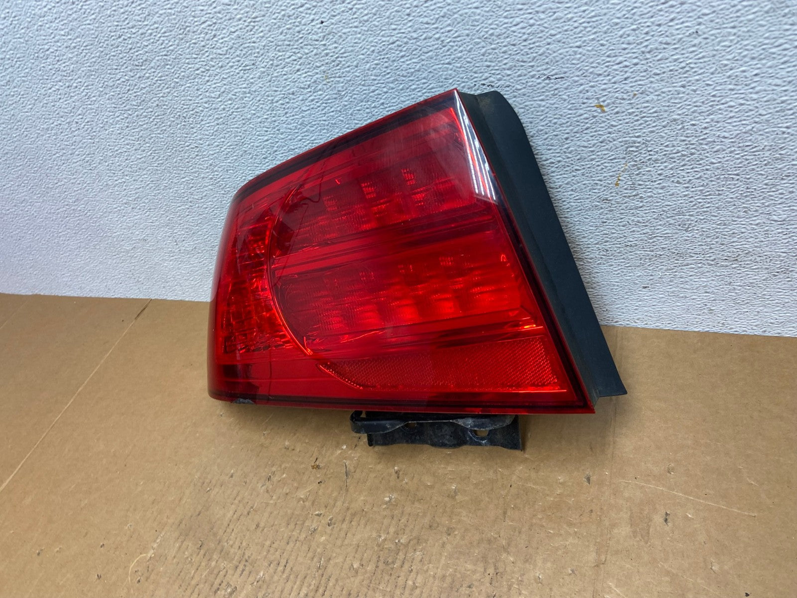 2004 2005 2006 Acura TL Left Driver Lh Side Tail Light AE0527 LK1