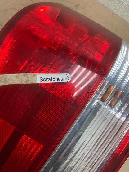 2005 2006 2007 Honda Odyssey Right Passenger RH Side Tail Light Oem AA0527 DW3