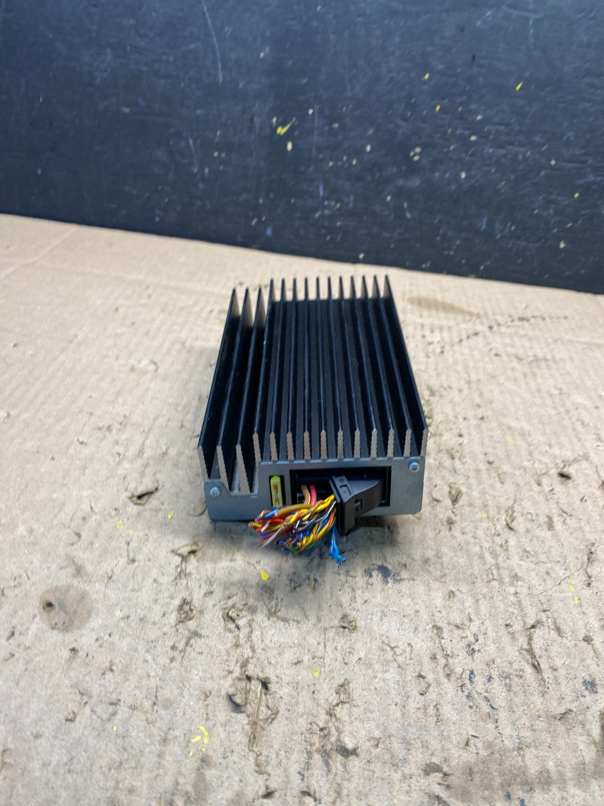 2007-2010 BMW X5 Top HiFi Lear Radio Audio Amplifier Amp OEM P7886 DG2