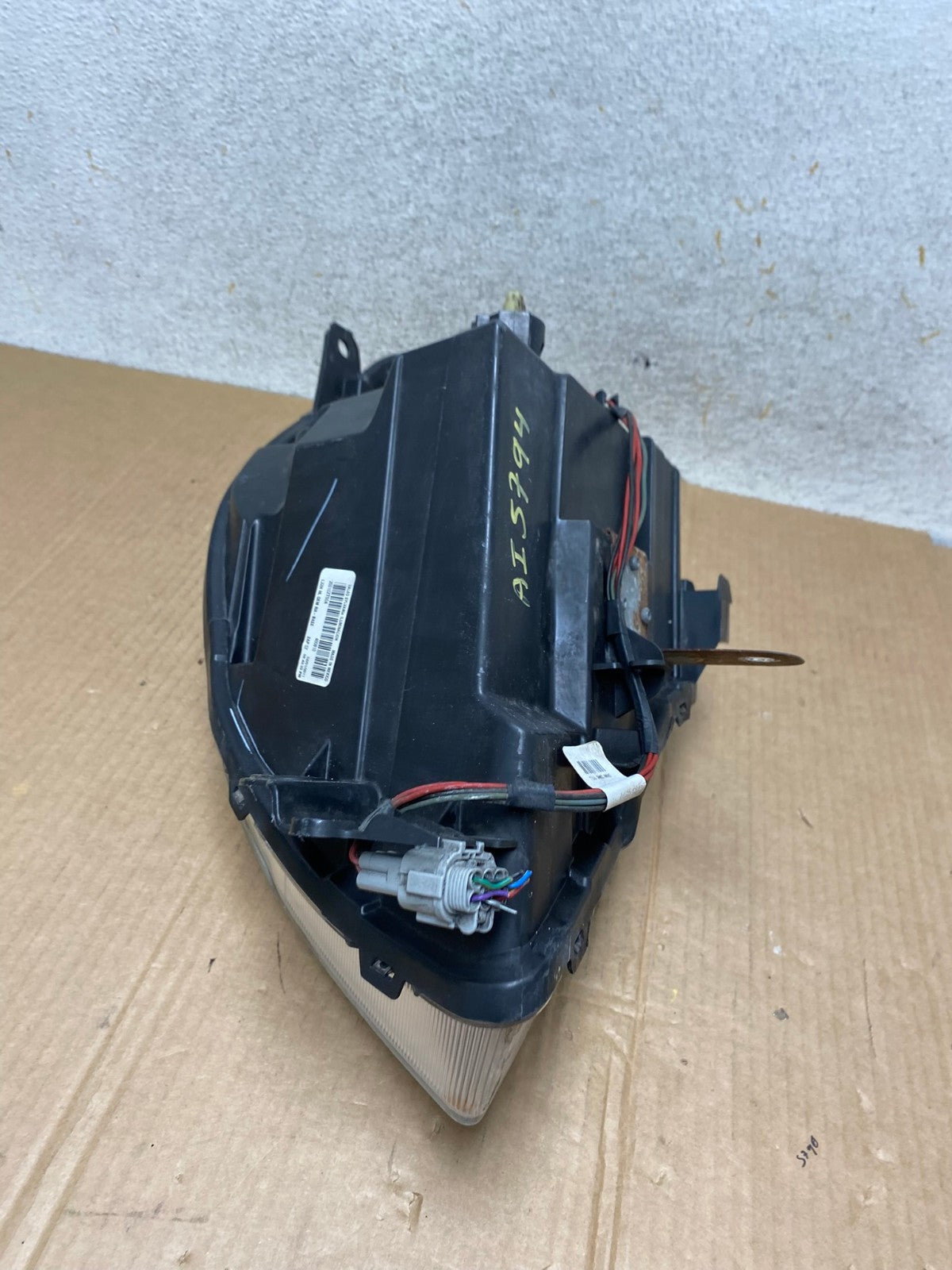 2010 2011 2012 Nissan Sentra Halogen Right Passenger RH Side Headlight AI5794 LK7