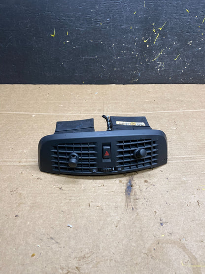 2004 to 2009 Cadillac SRX Front Center Dash A/C Air Vent w6610 DG0