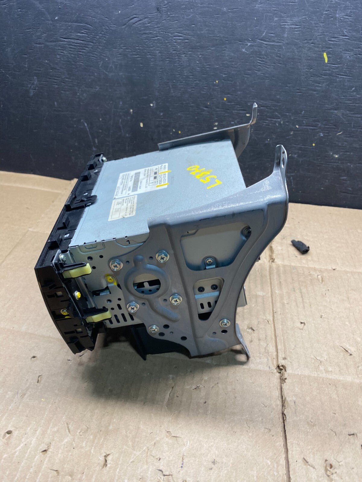 2006 to 2009 Toyota Prius OEM Radio AM/FM CD Player L5370 DG Oem3