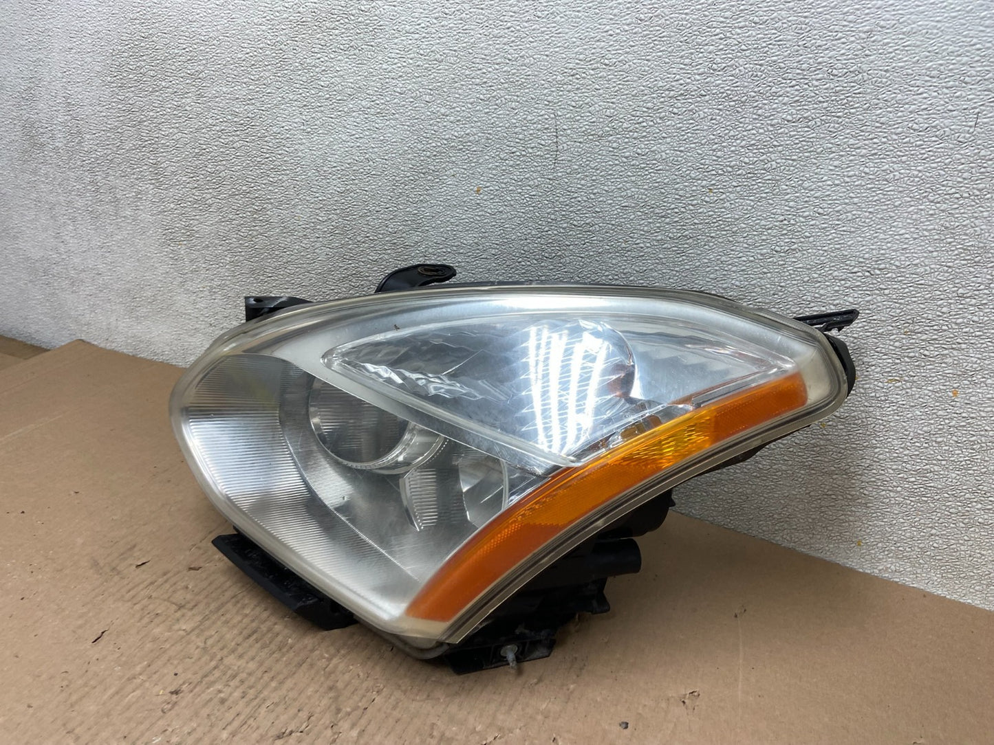 2008 to 2013 Nissan Rogue HID Xenon Headlight Left Driver Lh Side Oem AB6026 DW1