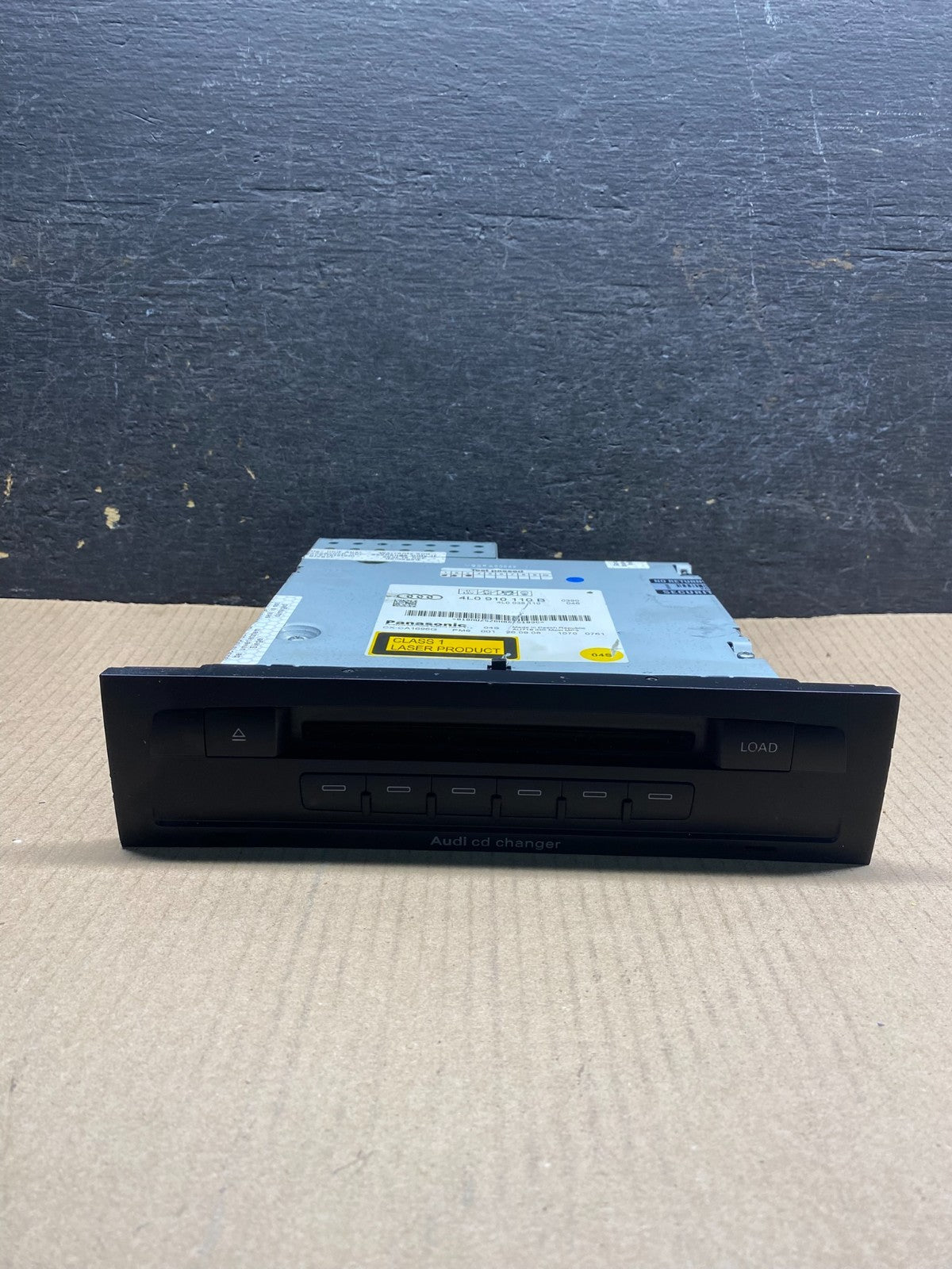 2007 2008 2009 Audi Q7 Audi Radio CD Changer ai7106 DG0