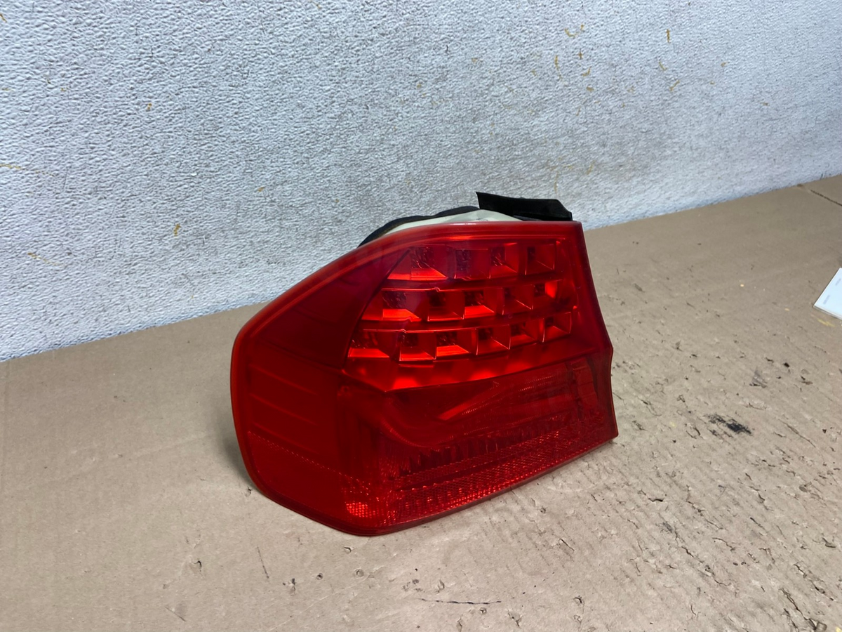 2009 2010 BMW 323i 325i 328i 335i 3 Series Left Driver Tail Light AI2476 LK2