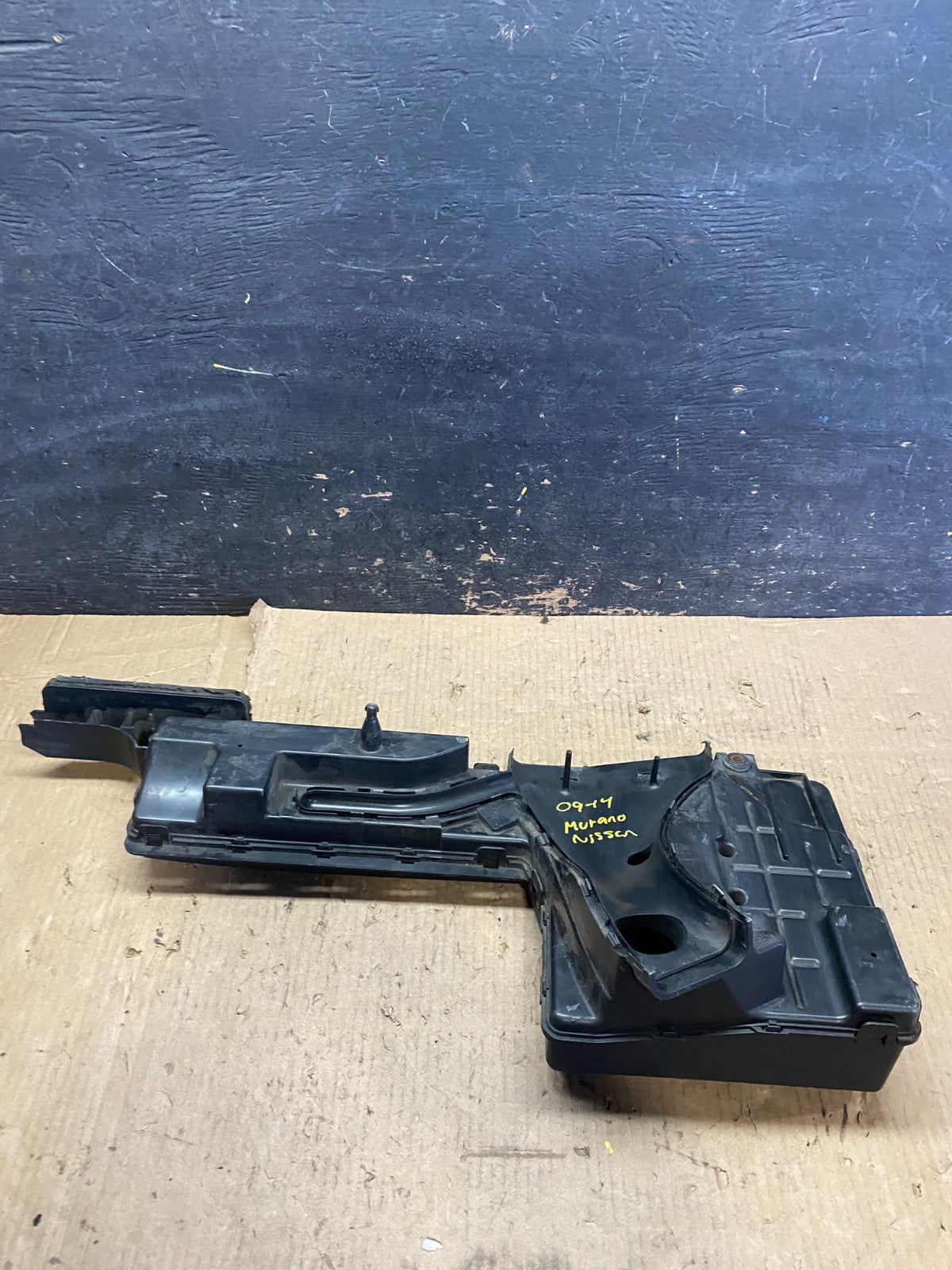 2009 to 2014 Nissan Murano Upper Air Intake Duct u0333 DG5