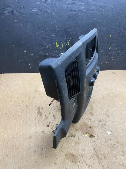 2002 to 2005 Dodge Ram Radio Climate Control Dash Air Vent Bezel Trim Z7188 DG2
