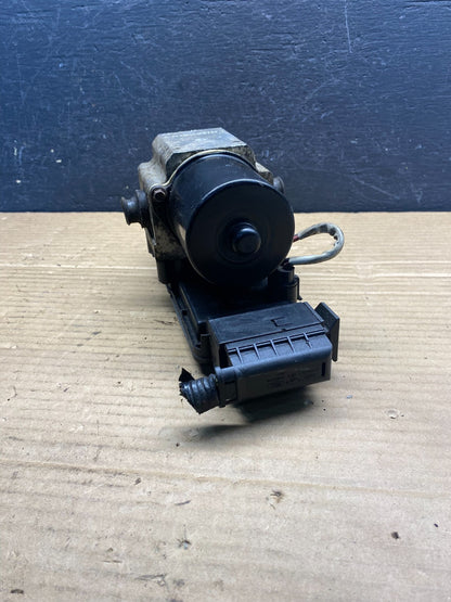 2004 2007 Ford E250 E350 Econoline Anti-Lock ABS Antilock Brake Pump ae6243 DG5