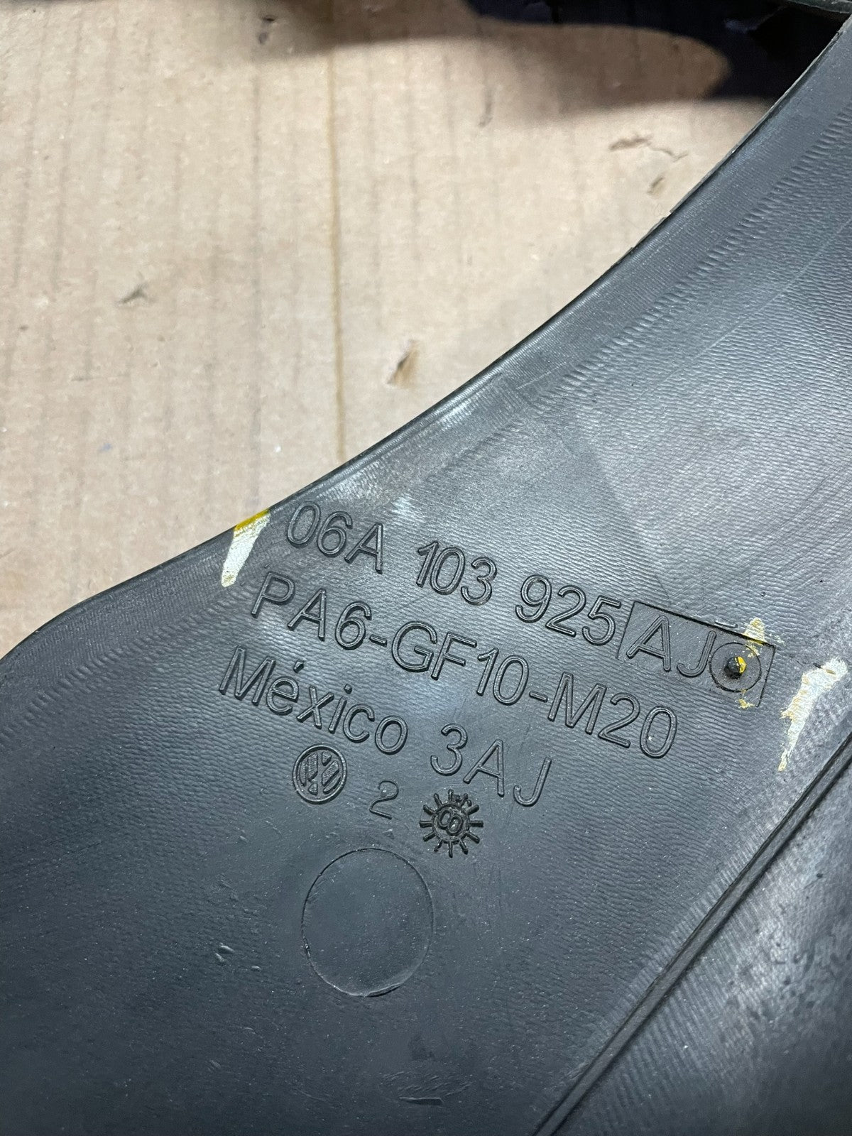 2001-2004 Volkswagen 2.0 Jetta Engine Motor Cover  ab7859  DG8