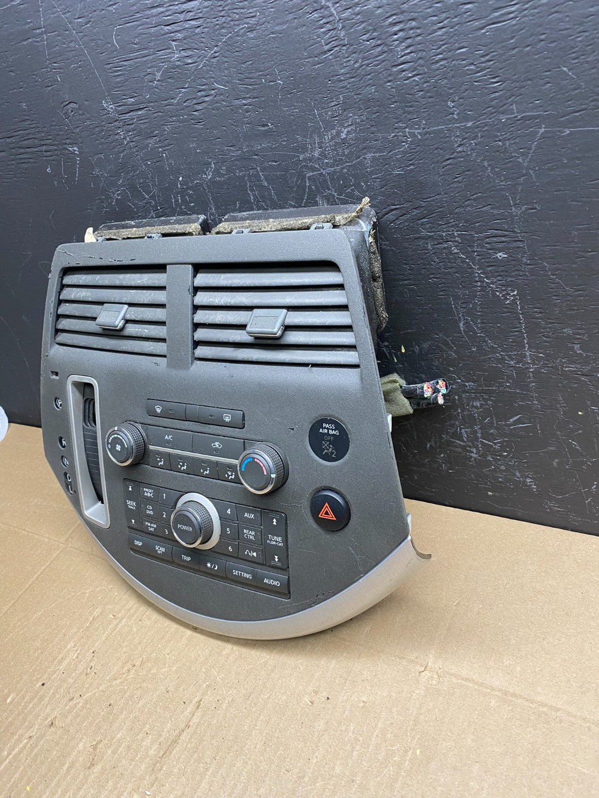 2007 to 2009 Nissan Quest Radio Shifter Climate Control Panel Bezel Oe ab9464 DG3