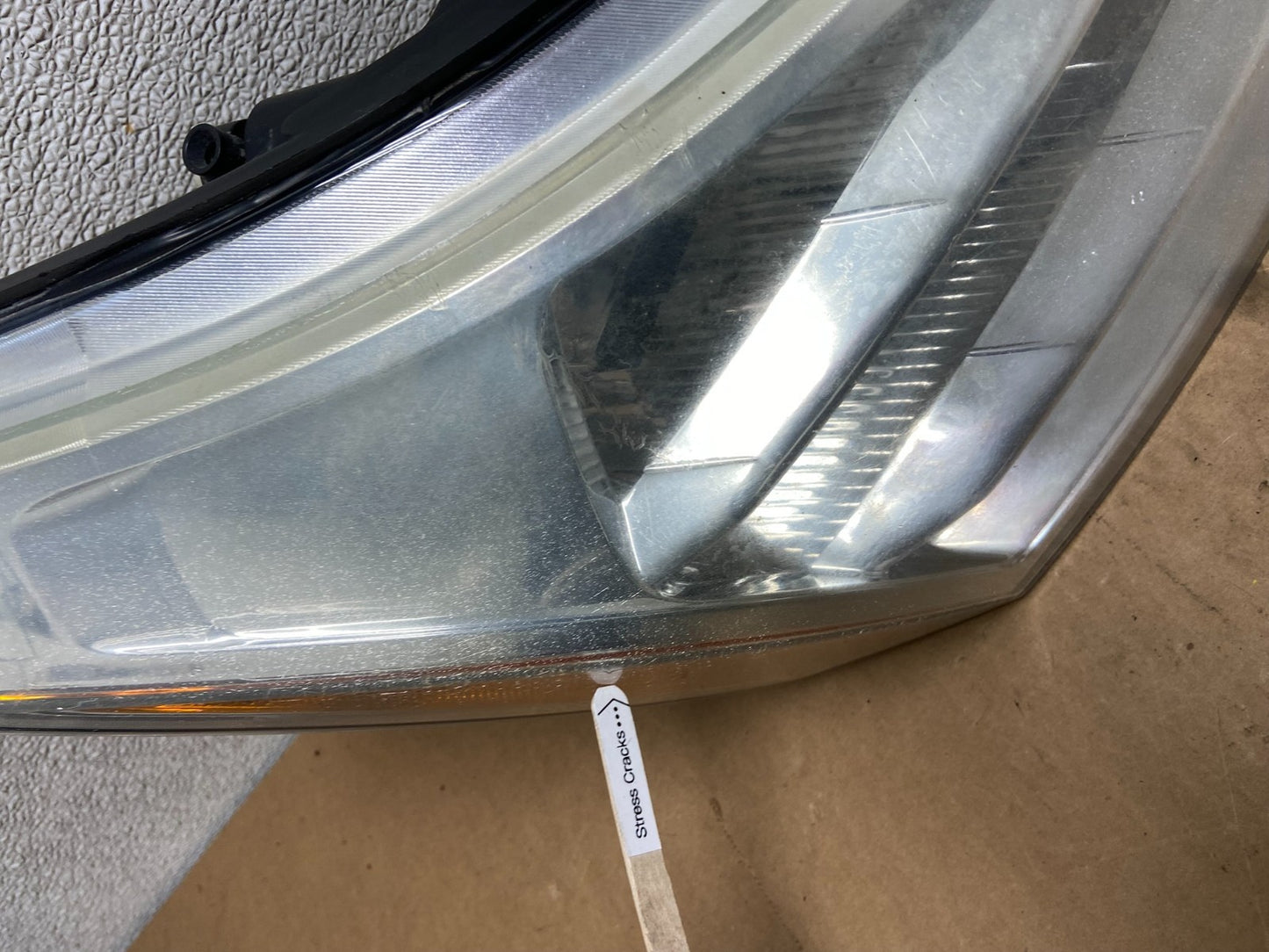 2008 2009 2010 2011 Ford Focus Right Passenger Rh Side Headlight Z6750 DW4