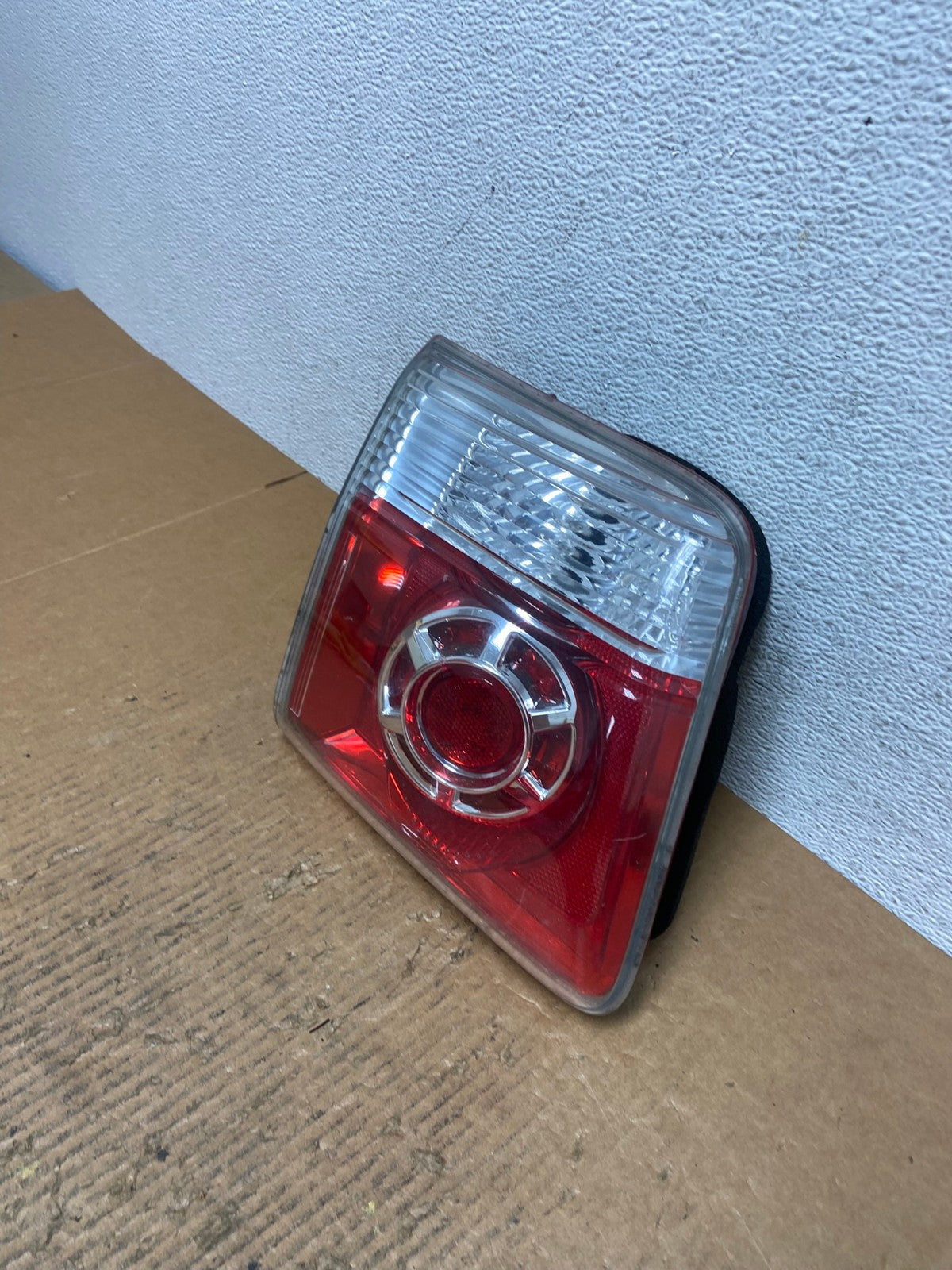 2007 to 2012 GMC Acadia Left Driver Lh Side Tail Light Inner AE1539 LK1
