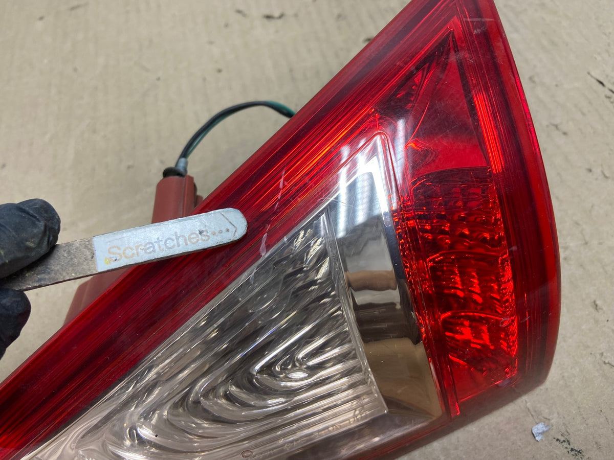 2008 to 2012 Infiniti Ex35 Right Passenger Side Tail Light Inner AH6914 LK3
