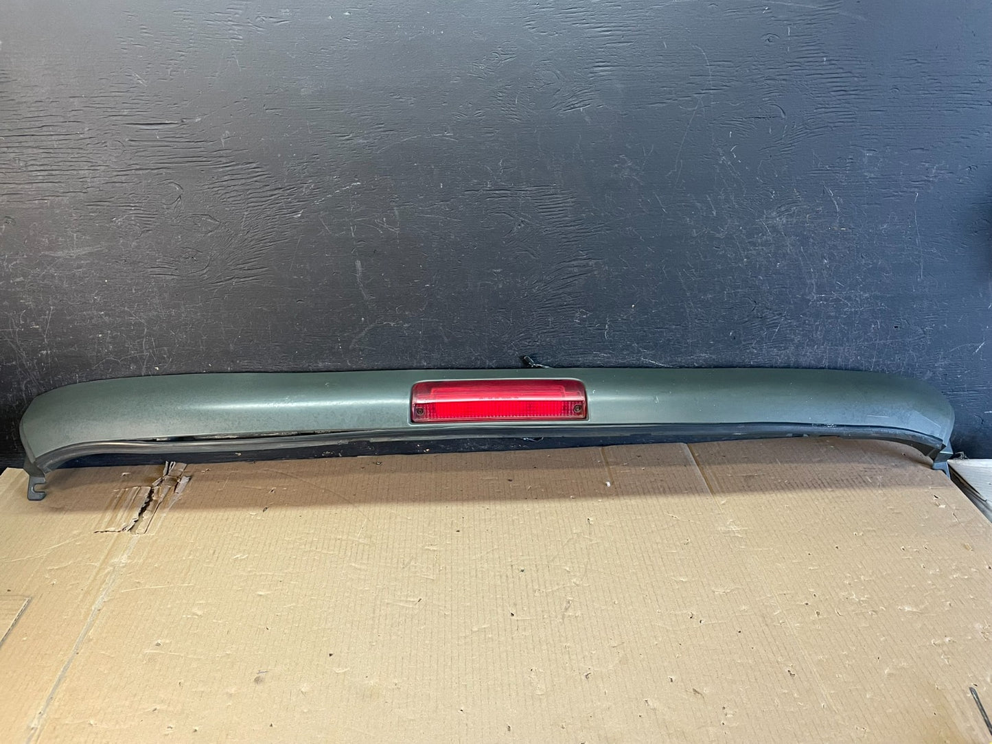 1996 to 2002 Chevrolet Express 3rd Third Brake Light Trim Spoiler AE3631 DG0