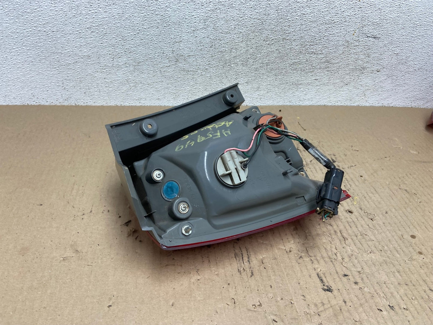2010 2011 2012 Kia Sorento Right Passenger RH Side Tail Light AF5949 LK7
