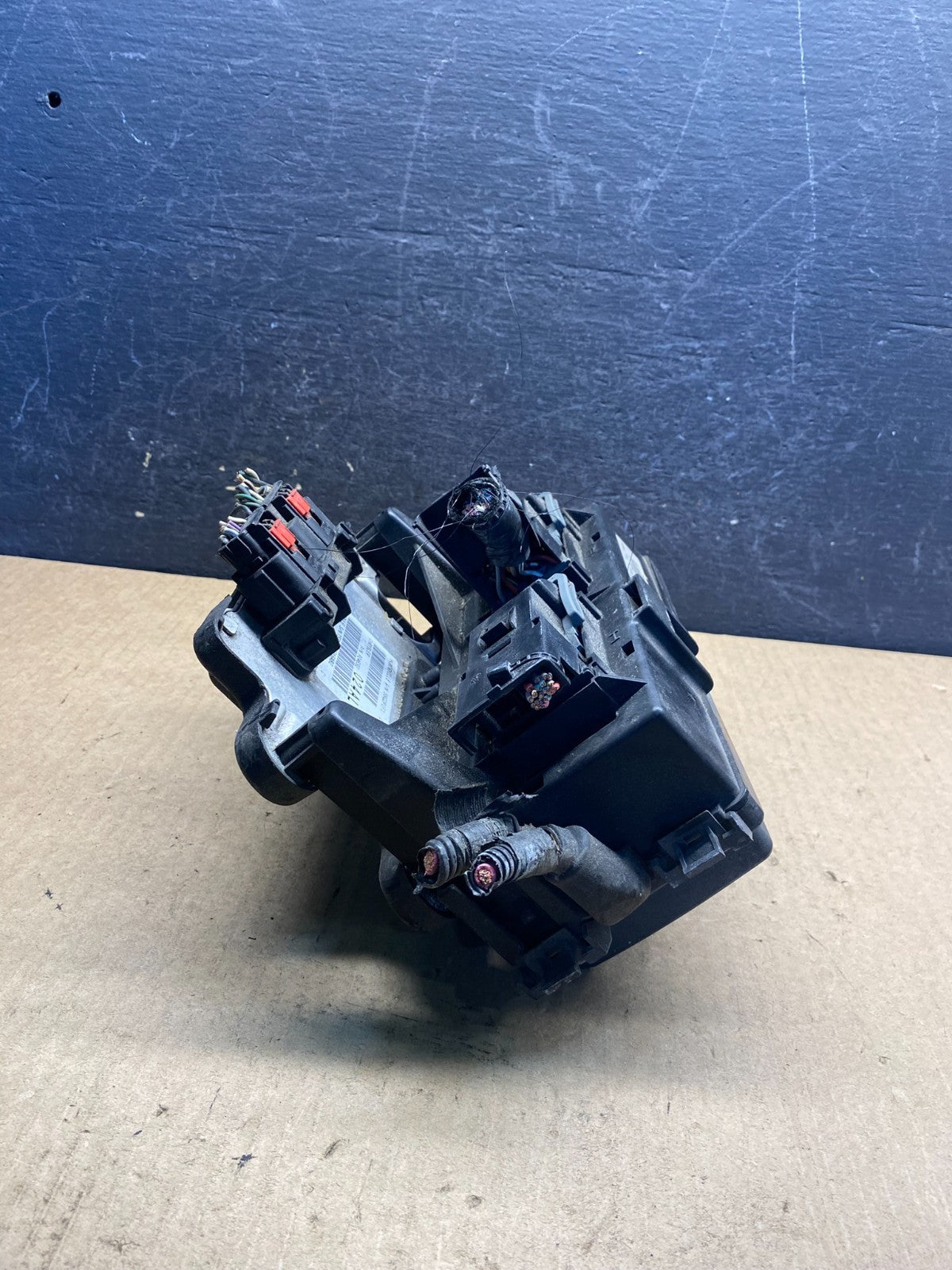 2006 Jeep Grand Cherokee Integrated Power Fuse Box Body Control Module AG7063 DG2