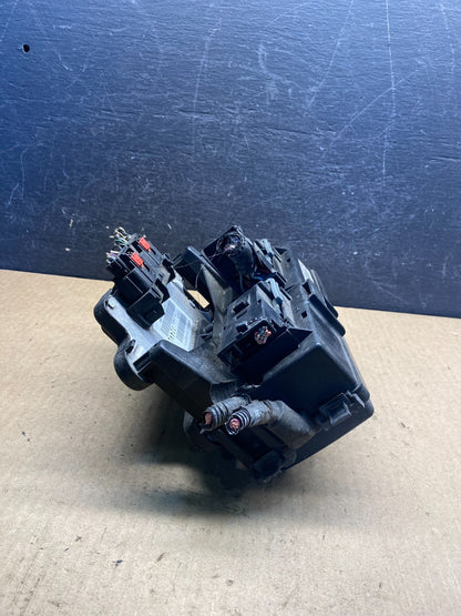 2006 Jeep Grand Cherokee Integrated Power Fuse Box Body Control Module AG7063 DG2