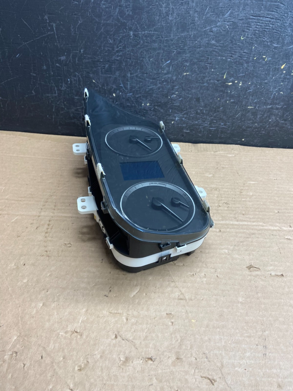 2016 to 2017 Hyundai Sonata Speedometer Cluster Gauge AF2552 DG1
