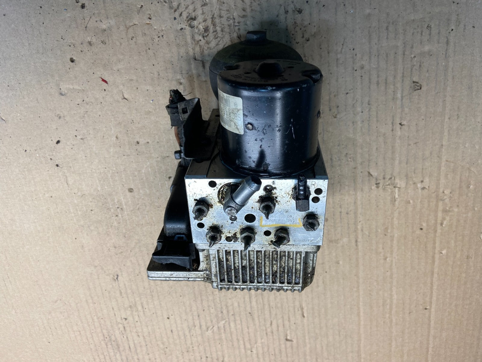 2003-2006 Mercedes E320 E350 E500 ABS Anti Lock Brake Pump Module AC0538 DG2