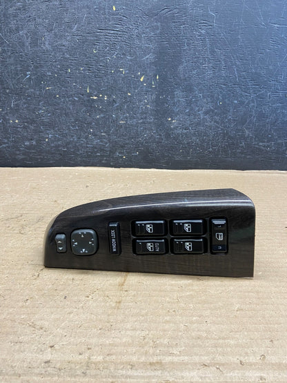 2000 to 2002 GMC Yukon Denali Front Door Power Window Master Switch AH38100