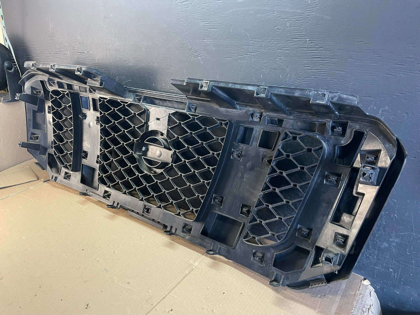 2012 to 2021 Nissan NV1500 NV2500 NV3500 Front Upper Grill Grille AE3583 DG4