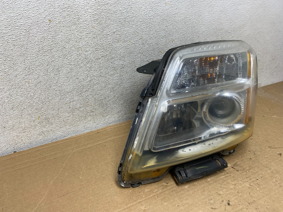 2010 to 2015 GMC Terrain Halogen Left Driver Lh Side Headlight AH8519 DW1