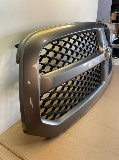 2013 to 2018 Dodge Ram 1500 Front Bumper Grille Grill AH0053 DG2