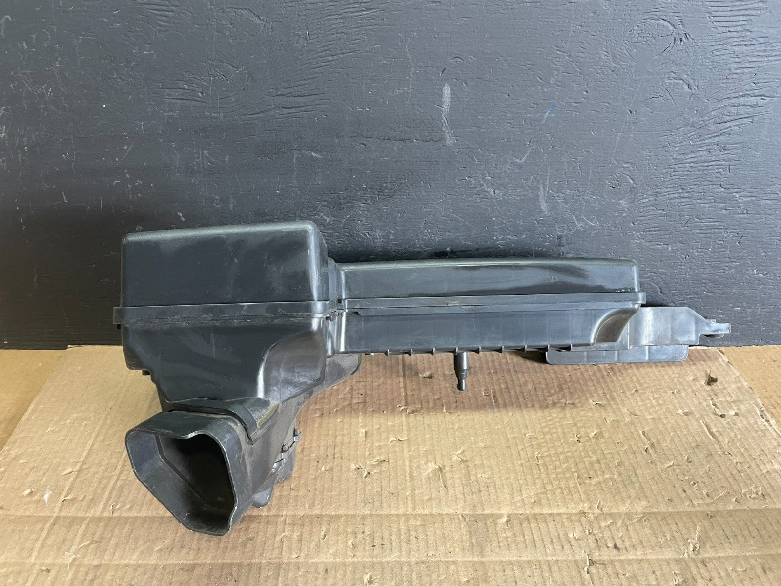 2013 to 2016 Nissan Pathfinder Upper Air Intake Duct OEM ab7820 DG4