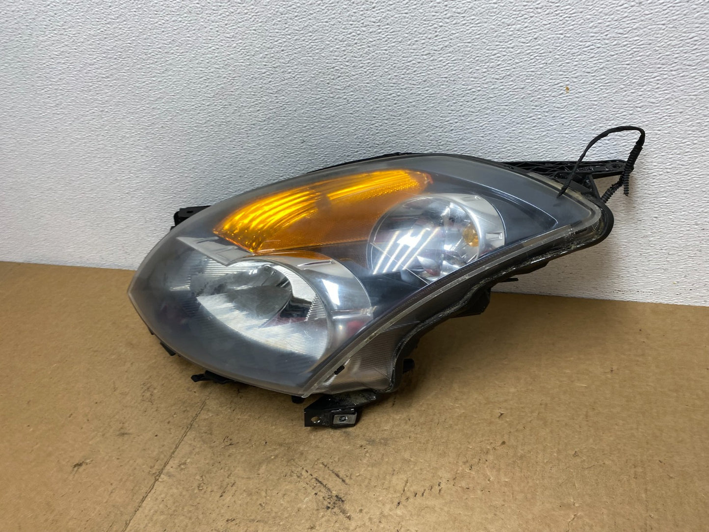 Sedan 2007 2008 2009 Nissan Altima Left Driver Headlight OEM AC3619 DW1