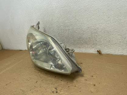 2003 to 2008 Toyota Matrix Right Passenger RH Side Halogen Headlight AG8300 DW2