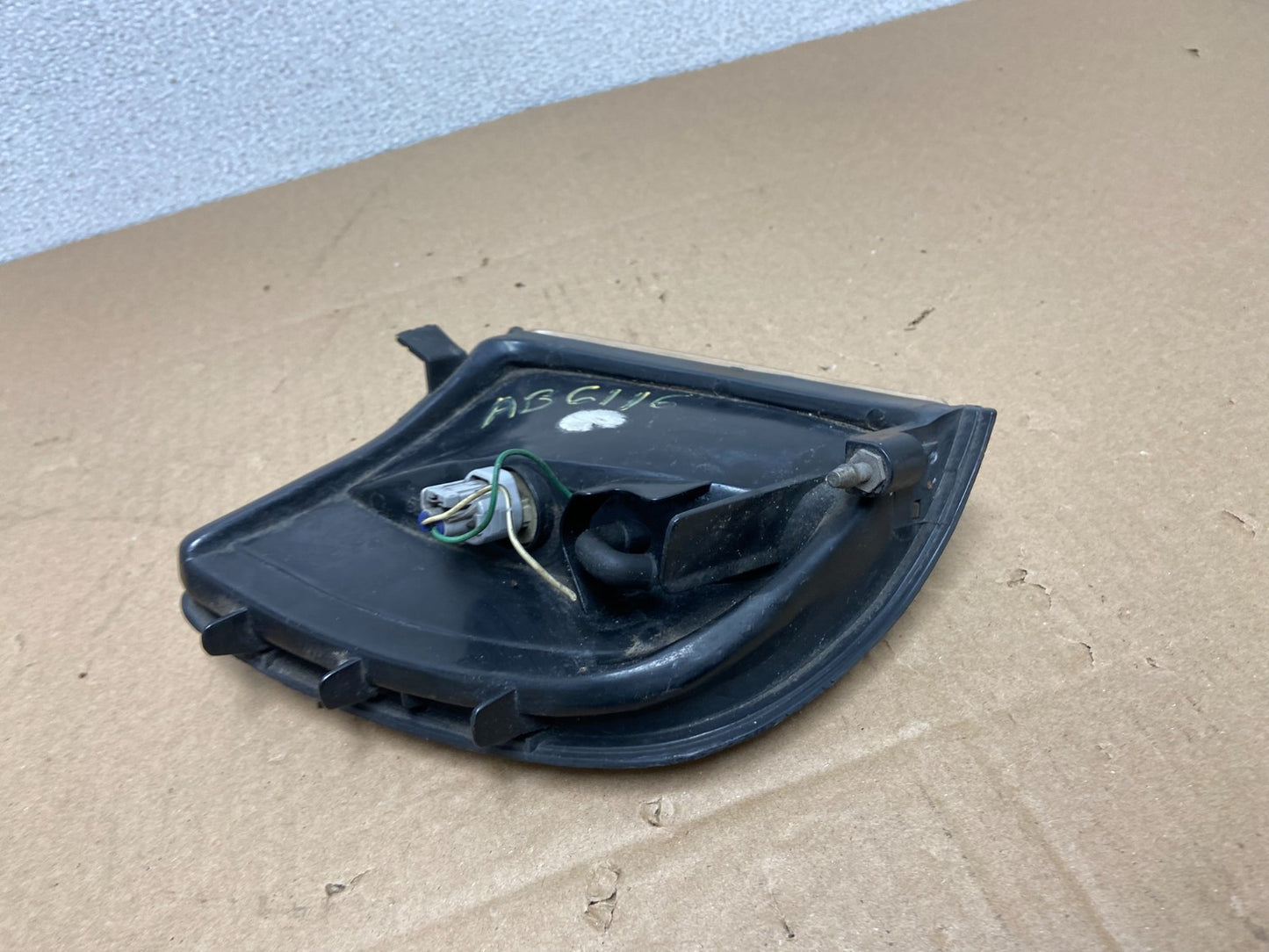1996-1998 Toyota 4Runner Left Driver LH Front Corner Turn Signal Oem AB6116 DW8