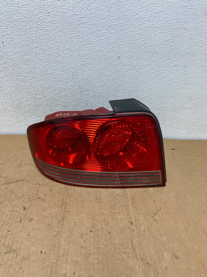 2002 to 2005 Hyundai Sonata Left Driver Lh Side Tail Light AC8654 LK0
